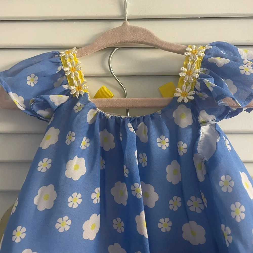 Rare Editions Like New 3-6 month Mocked Daisy Tunic w/Contrasting Bloomers